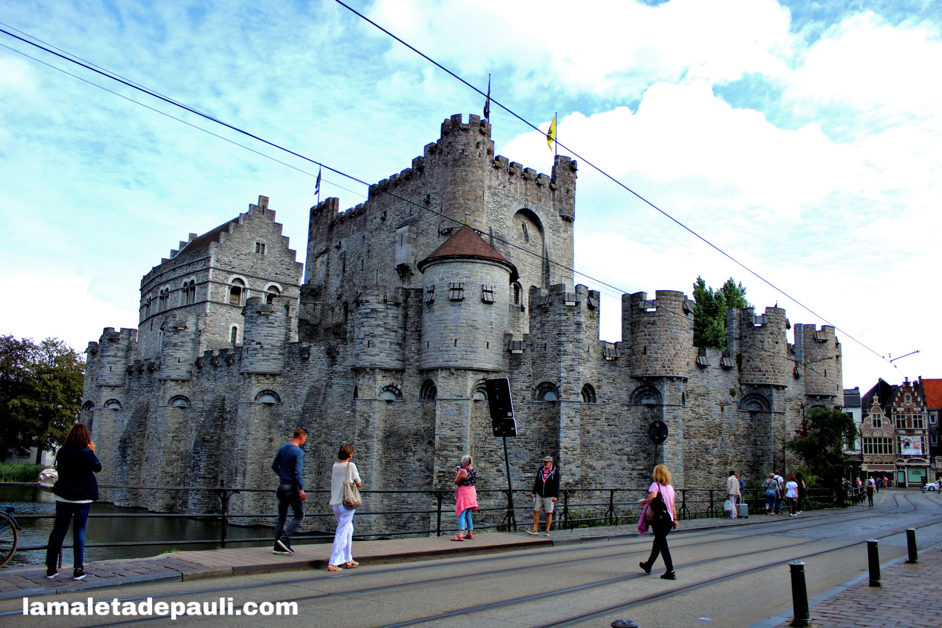 B29BE9A9-D1C6-427F-9B07-0281E27475EA