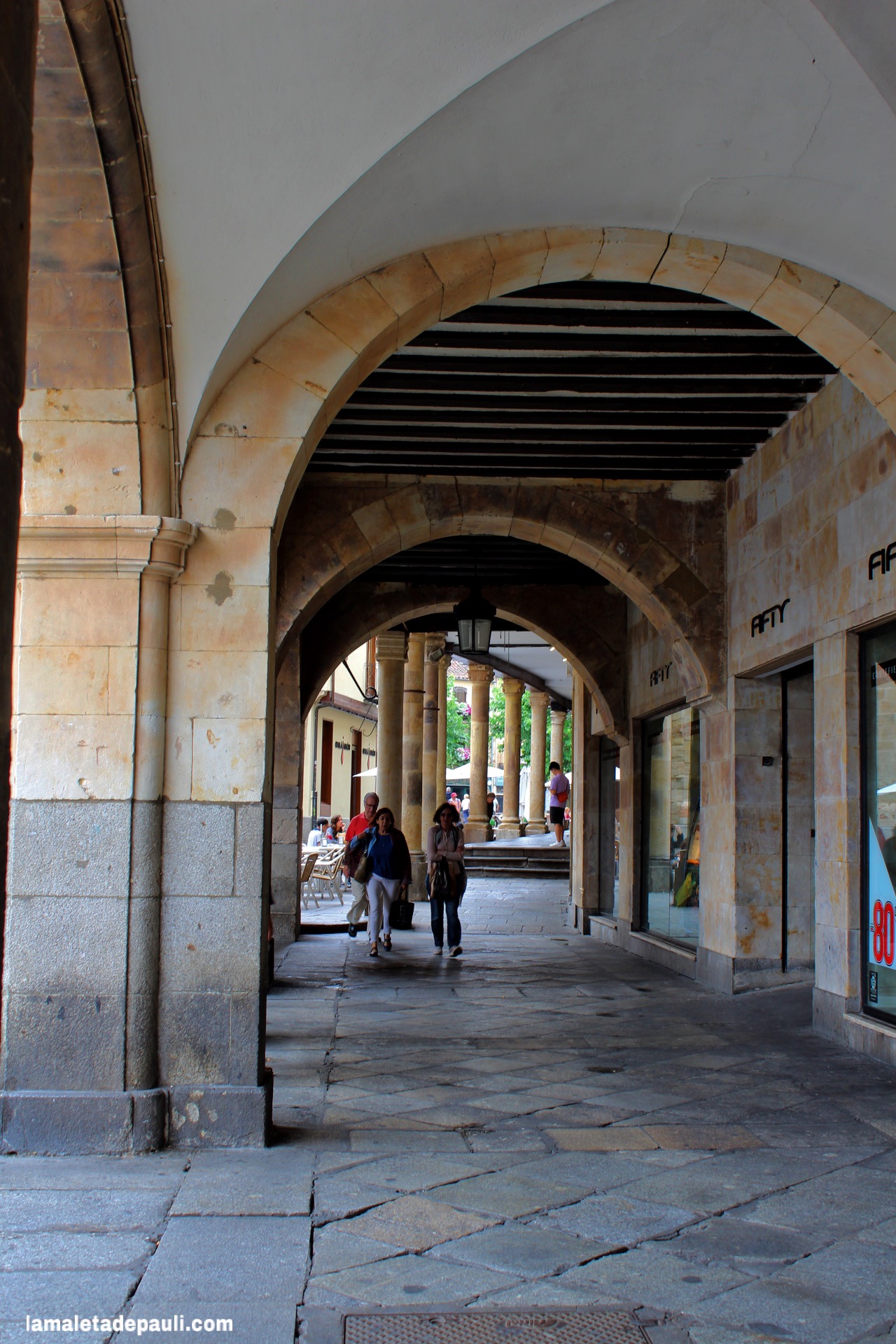 BA6E21E7-31D9-48D1-9A34-3C76CF31449F